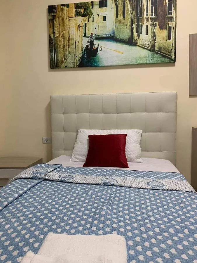 Bed & Breakfast Chowdhury House Mestre