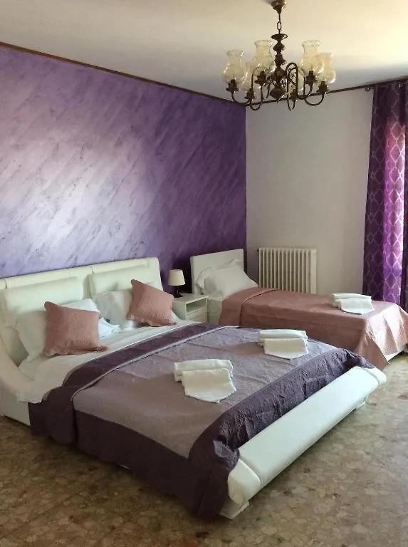 מסטרה Chowdhury House איטליה
