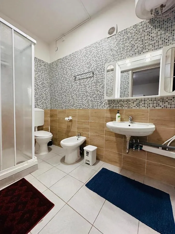 Bed and breakfast Chowdhury House Mestre Italia